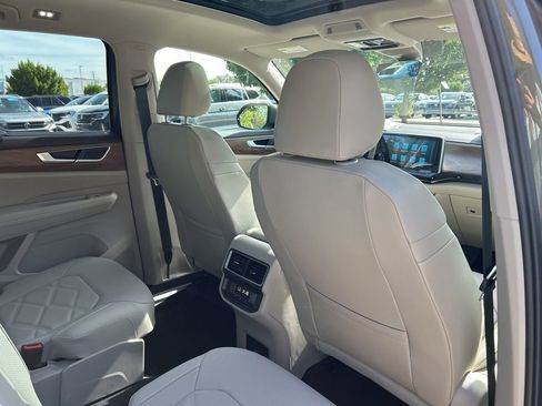 New 2026 Volkswagen Atlas SE image 49