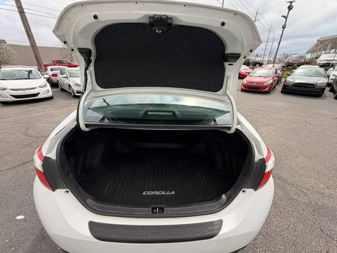Used 2014 Toyota Corolla S image 31