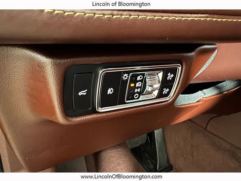 Certified 2023 Lincoln Aviator Black Label w/ Dynamic Handling Package AWD/4WD image 37