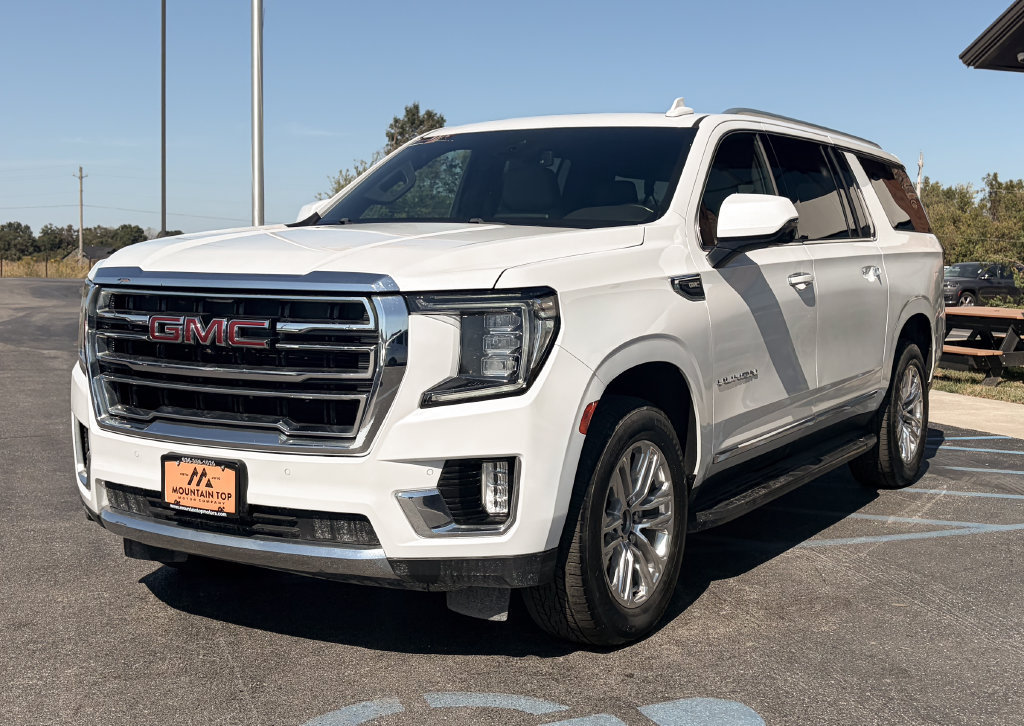 Used 2023 GMC Yukon XL SLT w/ SLT Premium Package AWD/4WD image 22