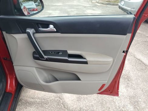 Used 2021 Kia Sportage LX image 34