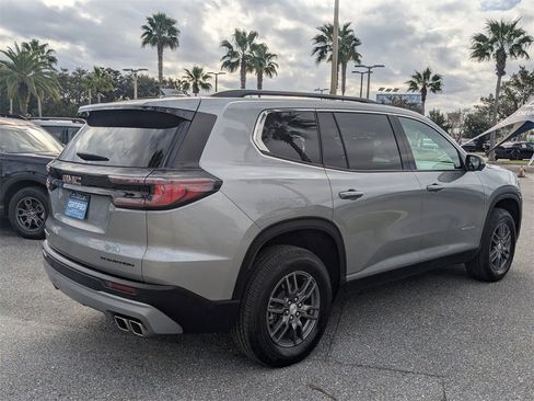 Certified 2025 GMC Acadia Elevation image 3