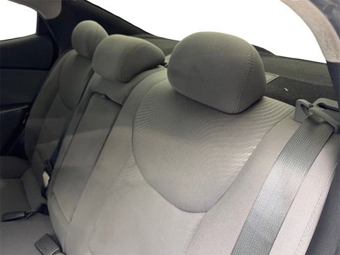 Used 2016 Hyundai Elantra SE w/ Option Group 02 image 34