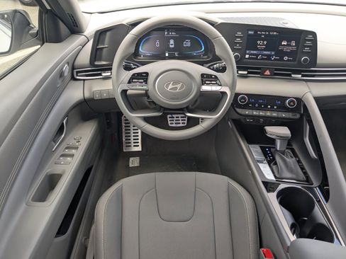 New 2026 Hyundai Elantra SEL Sport image 17