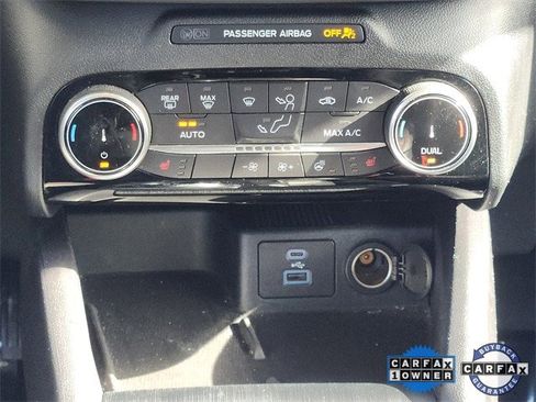 Certified 2022 Ford Escape SEL w/ SEL Stealth AWD Package image 18