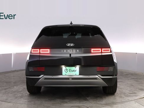 Used 2024 Hyundai Ioniq 5 SEL RWD image 15