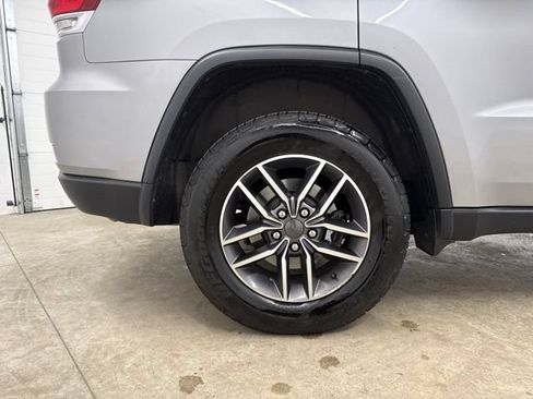 Used 2021 Jeep Grand Cherokee Limited w/ Premium Lighting Group AWD/4WD image 11