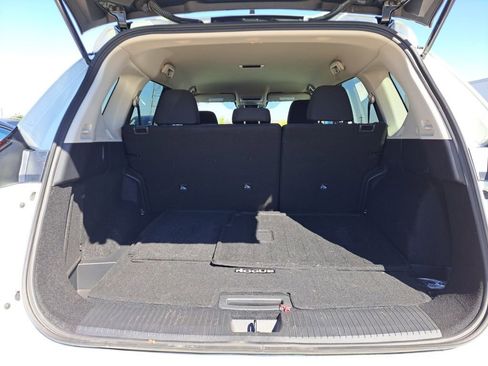 Certified 2026 Nissan Rogue S image 24