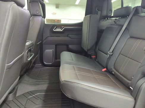 Used 2025 Chevrolet Silverado 1500 High Country w/ High Country Premium Package AWD/4WD image 25