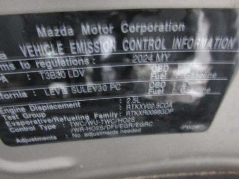 Used 2024 MAZDA MAZDA3 s FWD image 30