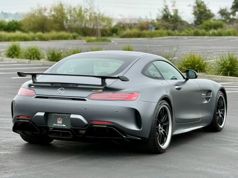 Used 2018 Mercedes-Benz AMG GT R image 17