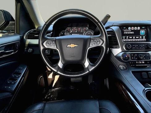 Used 2018 Chevrolet Tahoe LT w/ Luxury Package RWD image 8