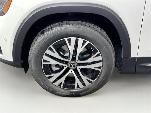 New 2026 Mercedes-Benz GLB 250 4MATIC image 33