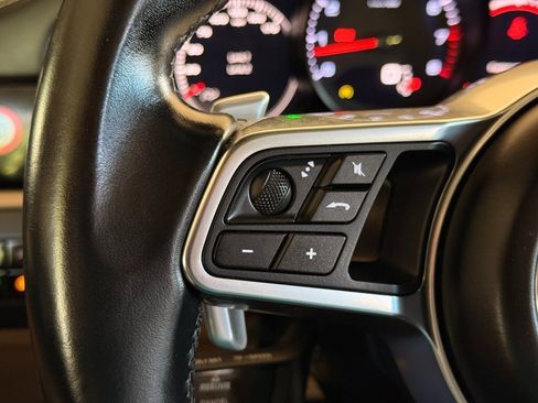 Used 2019 Porsche Cayenne image 23