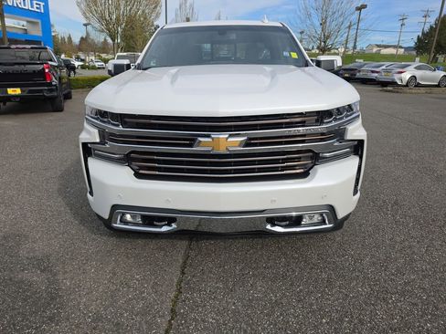 Certified 2019 Chevrolet Silverado 1500 High Country w/ Z71 Off-Road Package AWD/4WD image 9