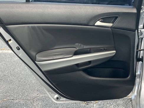 Used 2009 Honda Accord EX image 10