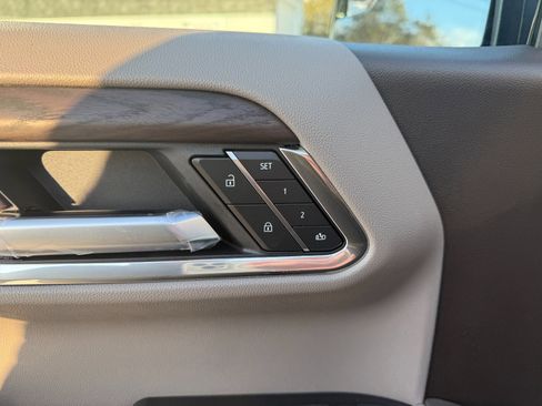 New 2026 GMC Sierra 1500 SLT w/ SLT Premium Package image 26