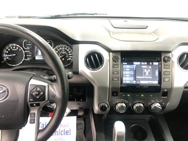 Used 2018 Toyota Tundra SR5 AWD/4WD image 19
