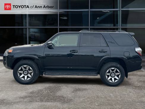 Used 2020 Toyota 4Runner TRD Off-Road Premium image 10
