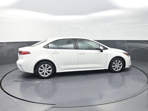 Certified 2024 Toyota Corolla LE FWD image 9