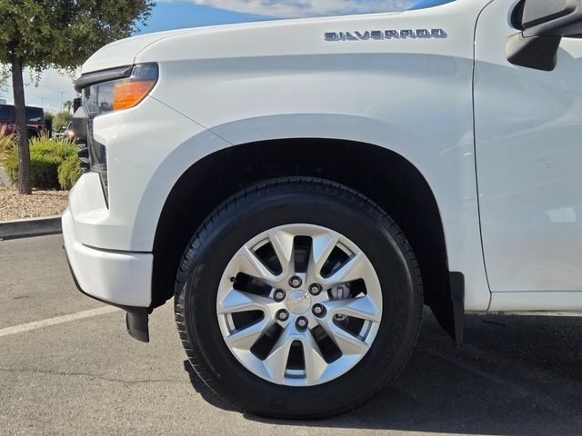 Certified 2023 Chevrolet Silverado 1500 Custom AWD/4WD image 9
