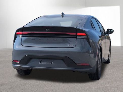 Certified 2023 Toyota Prius LE image 5