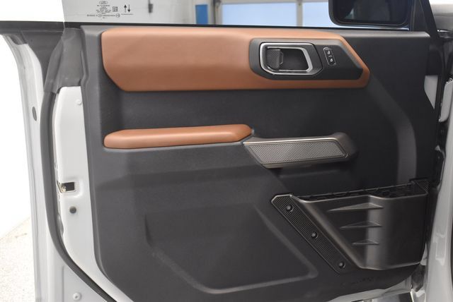 Used 2022 Ford Bronco Outer Banks AWD/4WD image 18