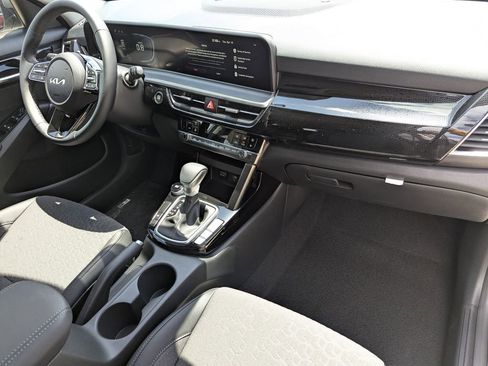 New 2026 Kia Seltos S FWD image 10
