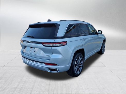 Used 2024 Jeep Grand Cherokee Overland w/ Trailer Tow Package image 4