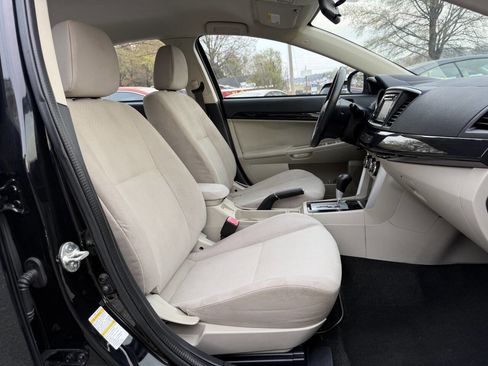 Used 2017 Mitsubishi Lancer ES image 14