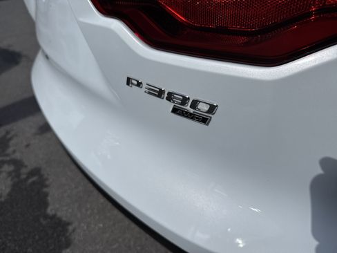 Used 2021 Jaguar F-TYPE R-Dynamic image 8