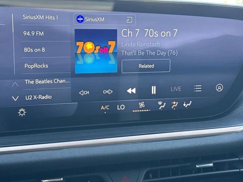 Used 2025 Buick Envision Sport Touring image 20