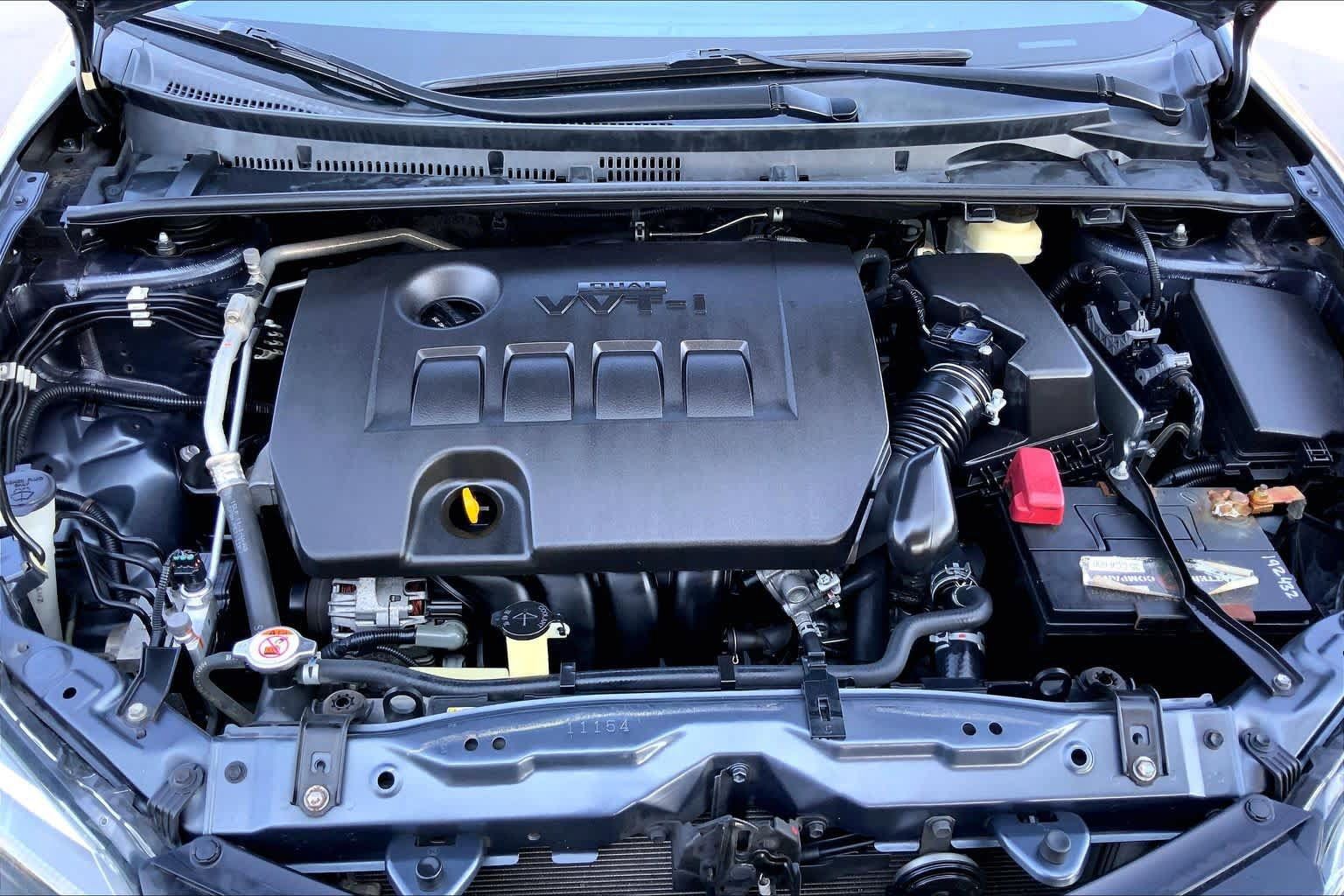 Used 2018 Toyota Corolla LE FWD image 31