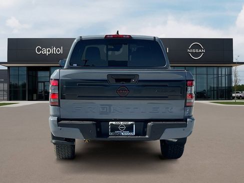 New 2025 Nissan Frontier PRO-4X w/ Black Accent Package image 7