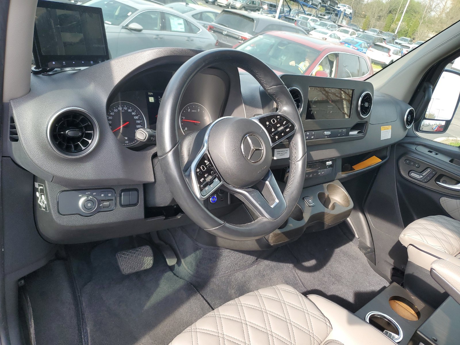 Used 2023 Mercedes-Benz Sprinter 3500 image 17