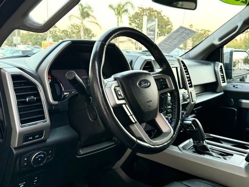 Used 2018 Ford F150 Lariat w/ Equipment Group 502A Luxury image 14