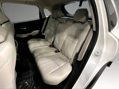 Used 2024 Honda HR-V EX-L image 21