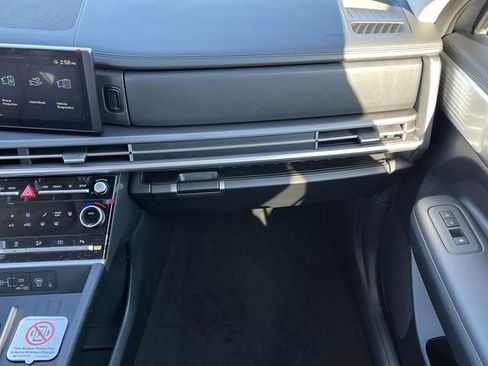 Used 2025 Hyundai Santa Fe SEL image 16