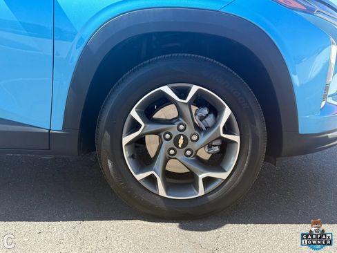 Used 2026 Chevrolet Trax LT w/ LT Convenience Package FWD image 9