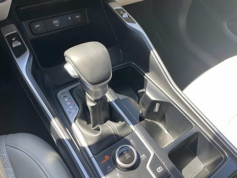 Used 2023 Kia Sorento S w/ Panoramic Sunroof Package AWD/4WD image 26