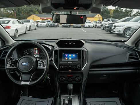 Used 2018 Subaru Impreza 2.0i Premium image 13