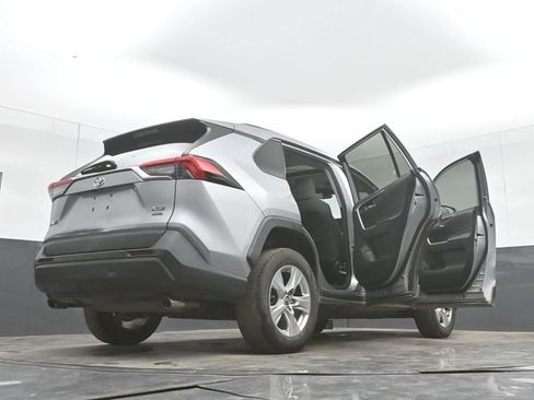 Used 2020 Toyota RAV4 XLE w/ Convenience Package AWD/4WD image 53