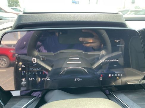 New 2025 Chevrolet Suburban Premier image 15