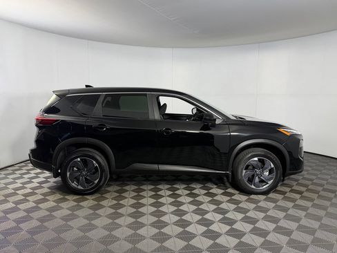 Used 2026 Nissan Rogue SV FWD image 10