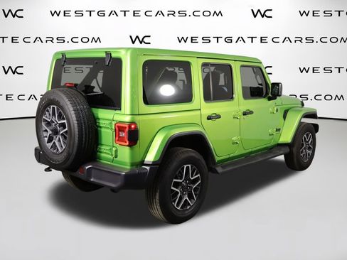 Used 2026 Jeep Wrangler Unlimited Sahara AWD/4WD image 47