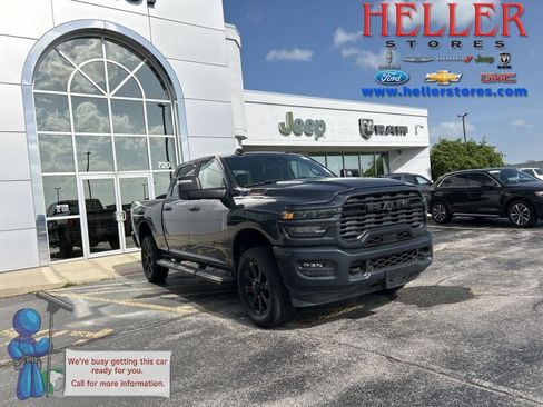 Used 2025 RAM 2500 Big Horn AWD/4WD image 1