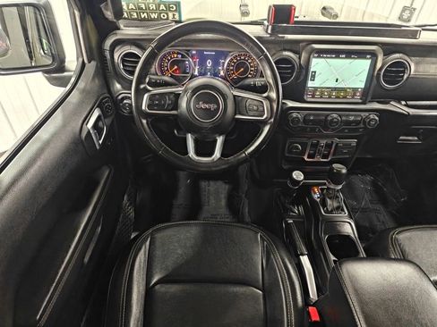 Used 2022 Jeep Gladiator Overland w/ Popular Equipment Package AWD/4WD image 4