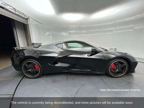 Used 2022 Chevrolet Corvette Stingray Preferred Cpe w/ Z51 Performance Package image 7