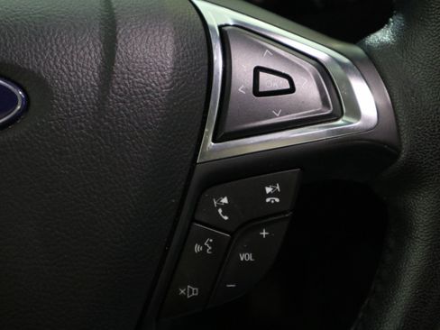 Used 2022 Ford Edge SEL AWD/4WD image 28