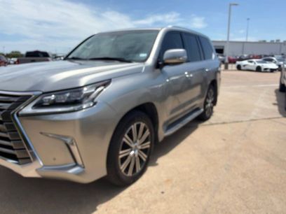 Used 2019 Lexus LX 570 4WD w/ Luxury Package